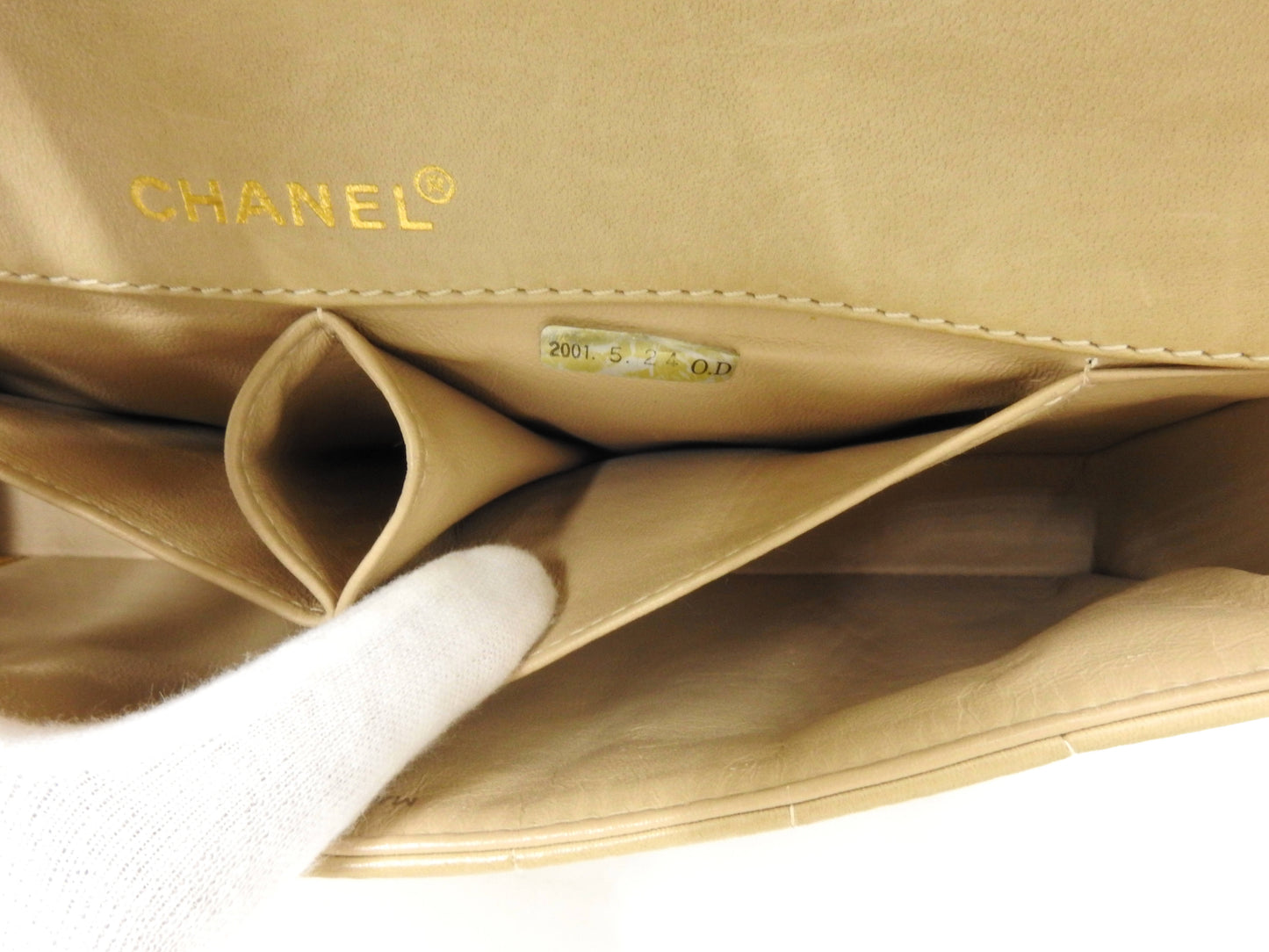CHANEL Chocolate Bar Chain Shoulder Bag Lambskin Patent Beige Black A15316