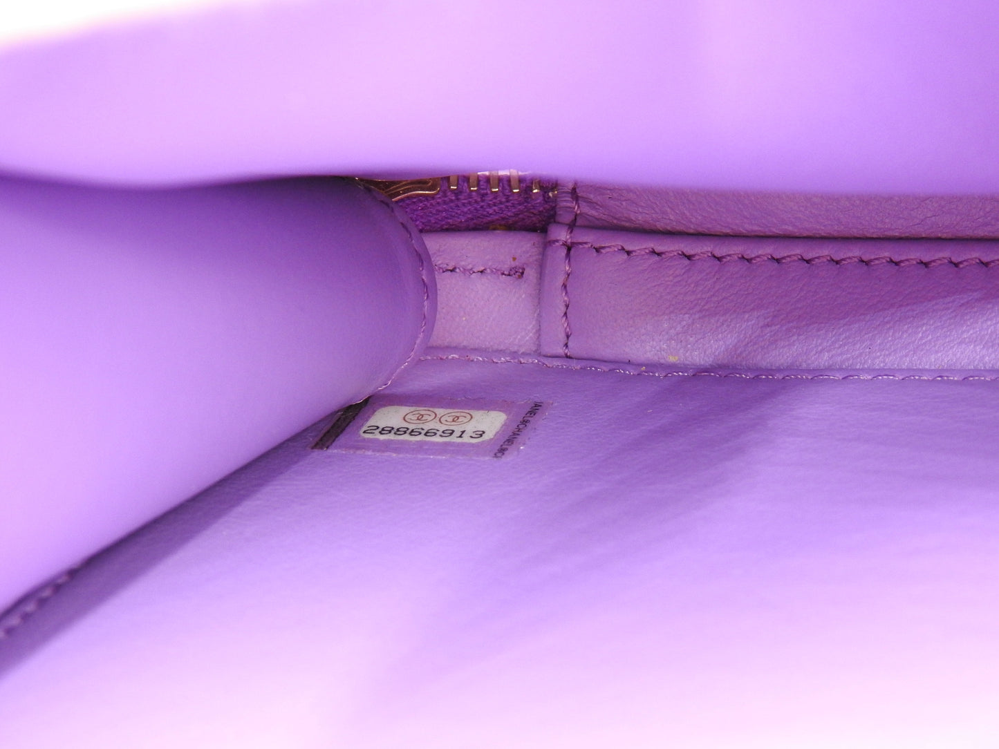 CHANEL CC Filigree Matelasse Shoulder Vanity Bag Caviarskin Purple A93343
